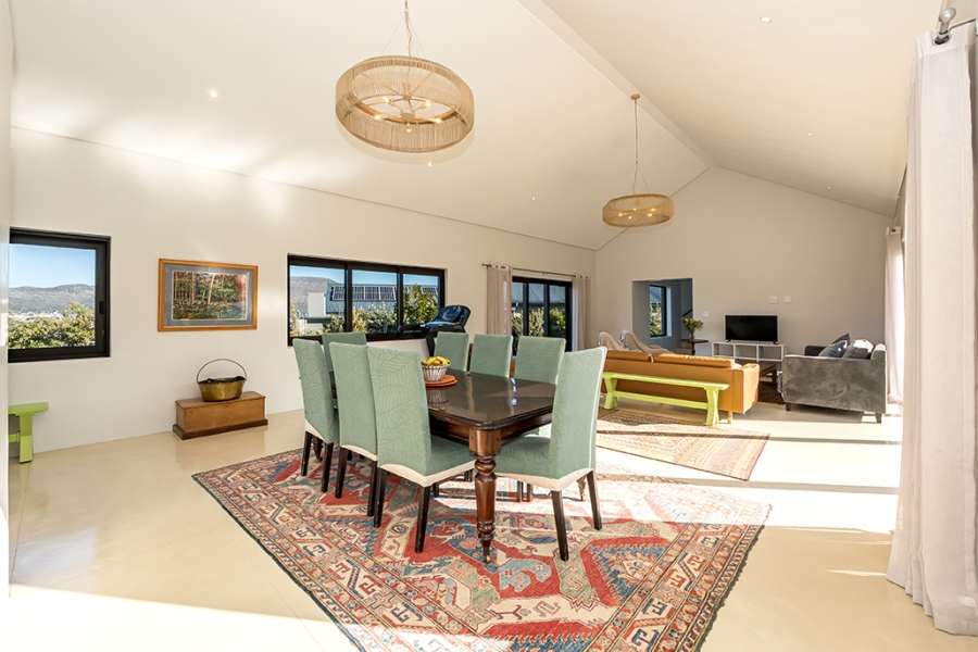 5 Bedroom Property for Sale in Chapman